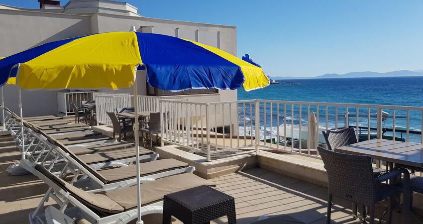 Ladies Beach Reidense