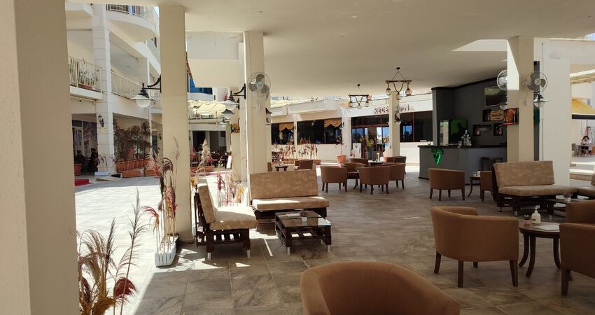 Ladies Beach Reidense