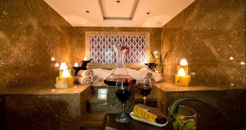 Les Ambassadeurs Hotel & Casino
