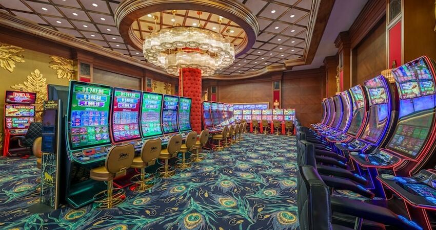 Les Ambassadeurs Hotel & Casino