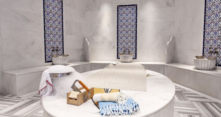 Les Ambassadeurs Hotel & Casino