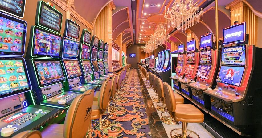 Les Ambassadeurs Hotel & Casino