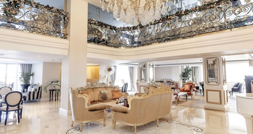 Les Ambassadeurs Hotel & Casino