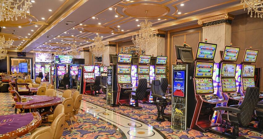 Les Ambassadeurs Hotel & Casino