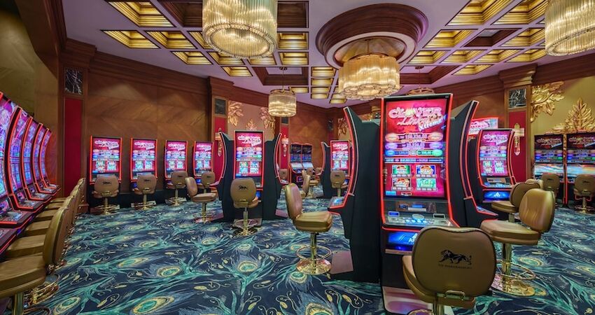 Les Ambassadeurs Hotel & Casino