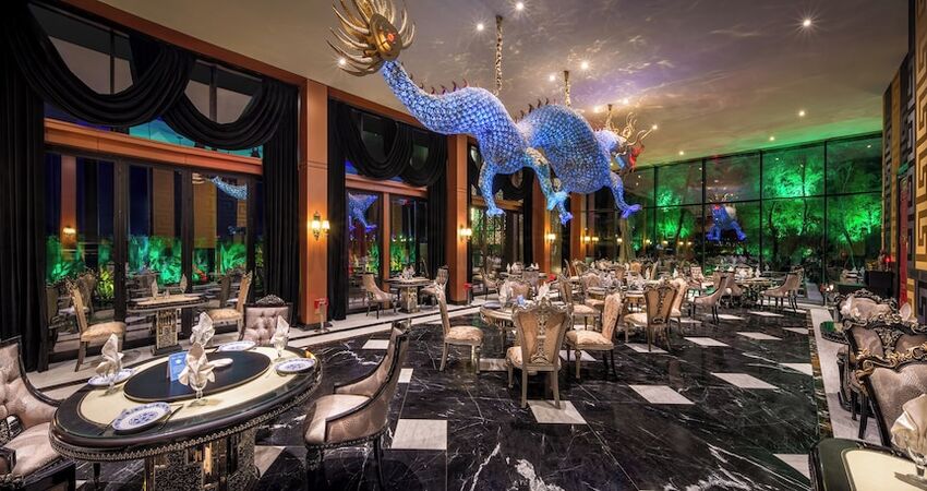 Les Ambassadeurs Hotel & Casino