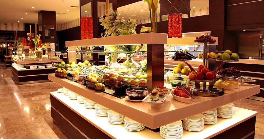 Cratos Premium Hotel & Casino & Port & Spa