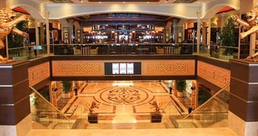 Cratos Premium Hotel & Casino & Port & Spa