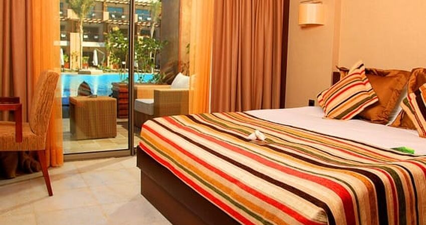 Cratos Premium Hotel & Casino & Port & Spa