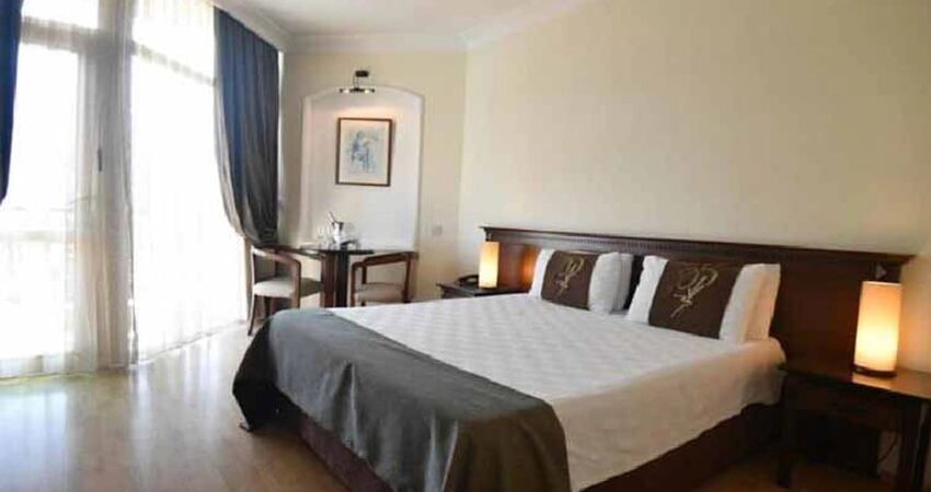Pia Bella Hotel