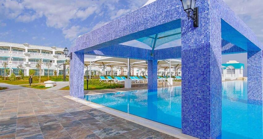 Limak Cyprus Deluxe Hotel