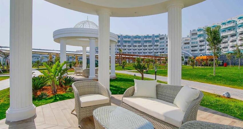 Limak Cyprus Deluxe Hotel