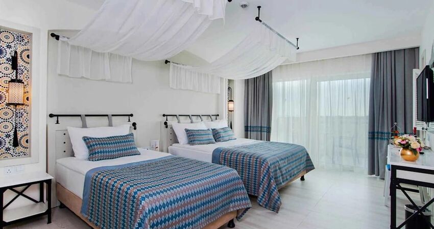 Limak Cyprus Deluxe Hotel