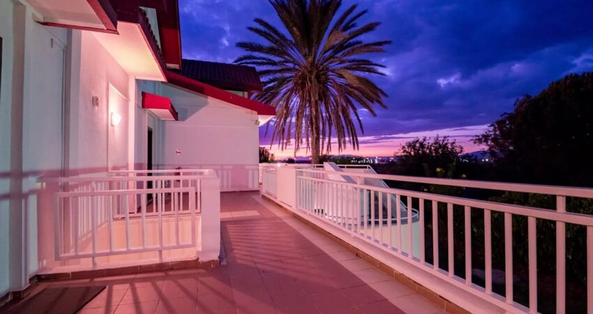 Salamis Bay Conti Resort Hotel