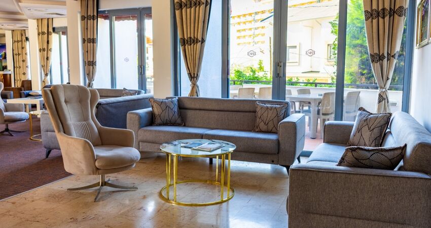 Sentinus Beach Hotel