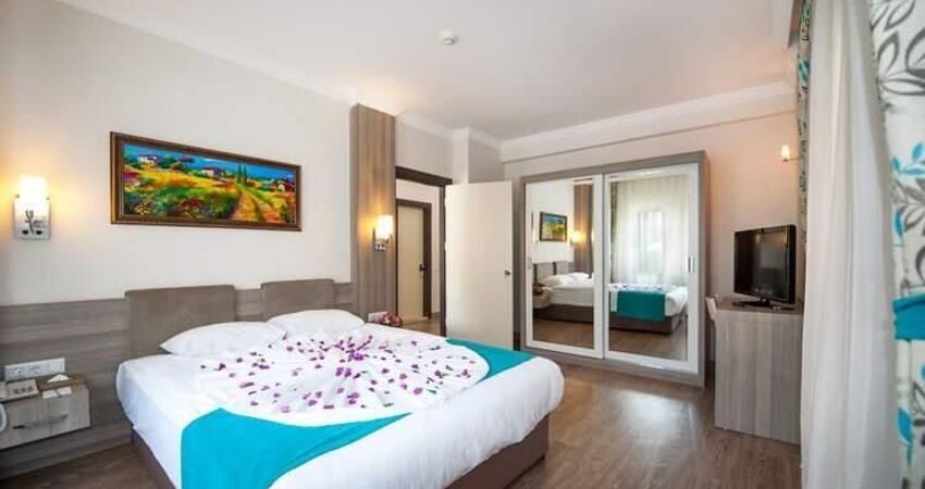 Cristal Aura Beach Resort & SPA