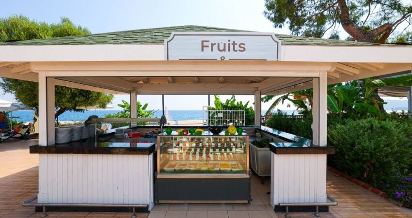 Cristal Aura Beach Resort & SPA