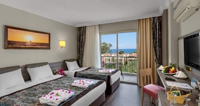 Cristal Aura Beach Resort & SPA
