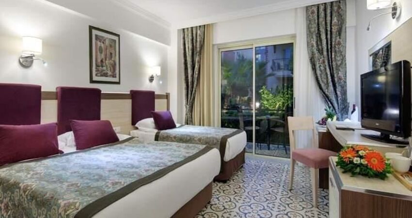 Cristal Aura Beach Resort & SPA