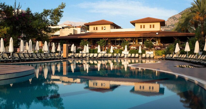 Cristal Aura Beach Resort & SPA