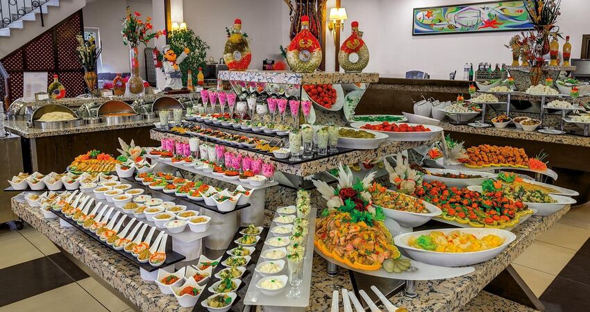 Cristal Aura Beach Resort & SPA