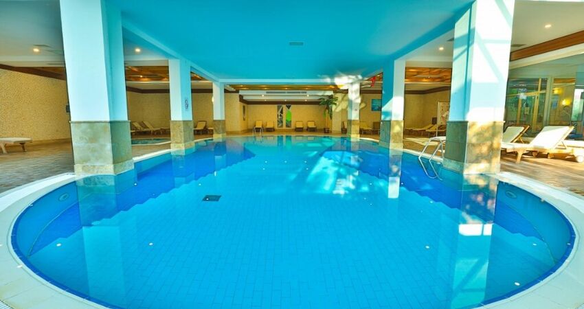Cristal Aura Beach Resort & SPA
