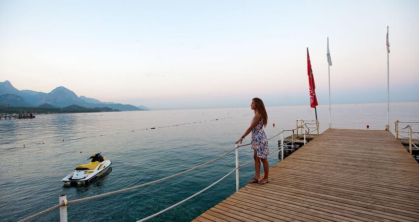 Cristal Aura Beach Resort & SPA