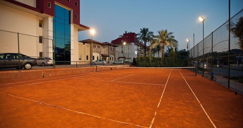 Cristal Aura Beach Resort & SPA