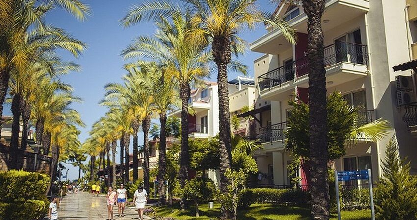 Cristal Aura Beach Resort & SPA