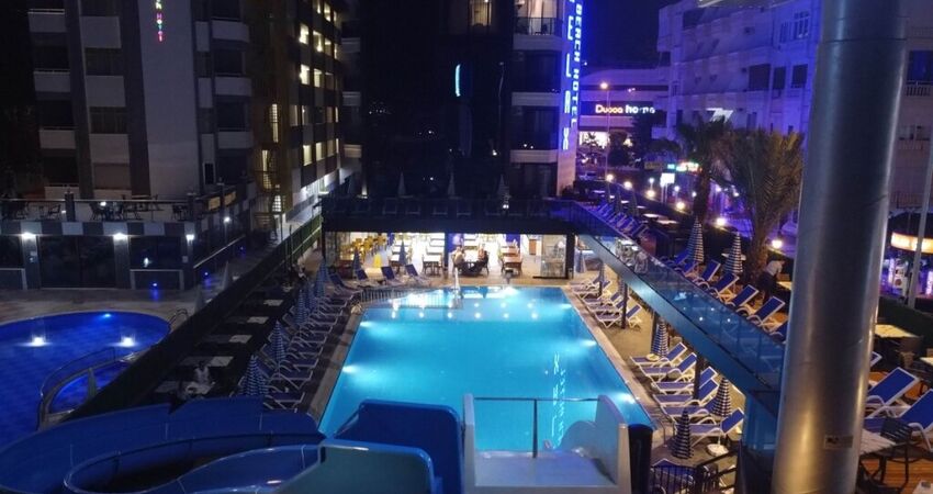 Relaxbeach Hotel