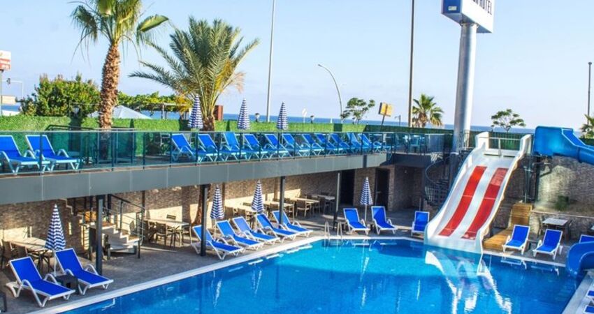 Relaxbeach Hotel