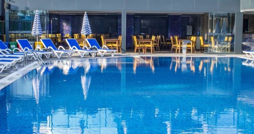 Relaxbeach Hotel