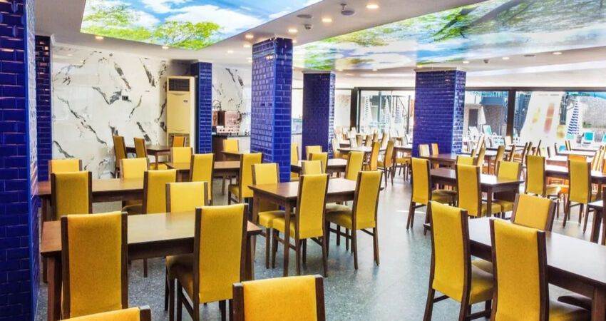 Relaxbeach Hotel