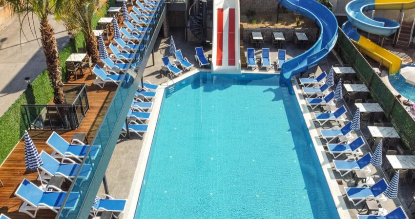 Relaxbeach Hotel