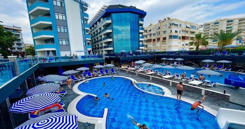 Relaxbeach Hotel