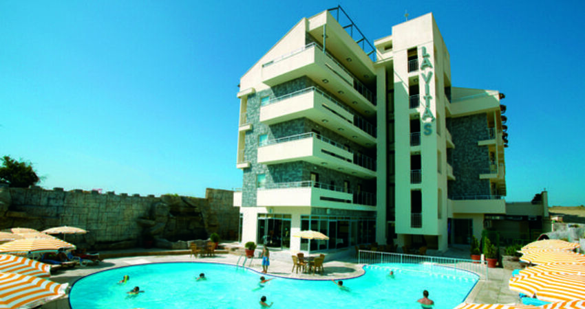 Lavitas Hotel