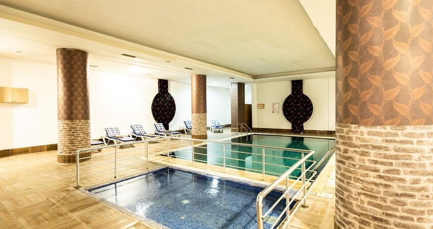 Side Royal Paradise