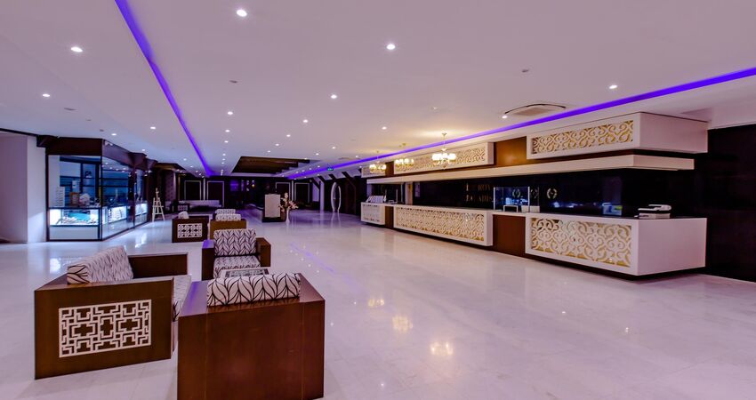 Side Royal Paradise
