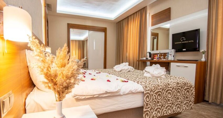 MCG Marble Hotel