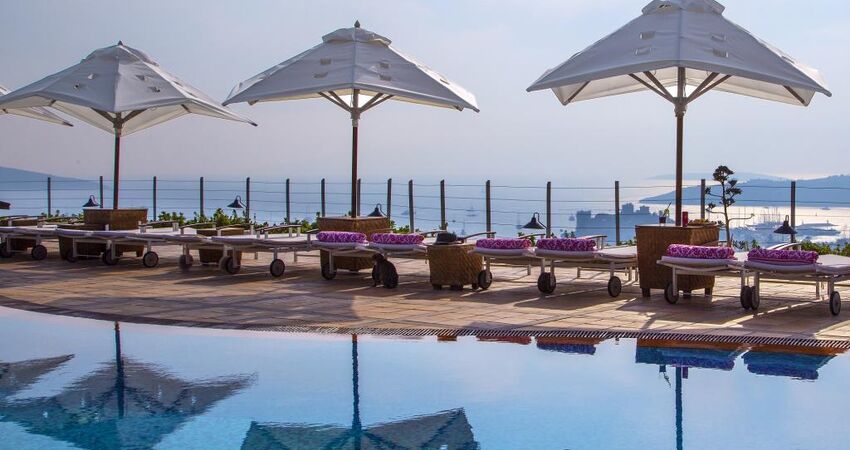The Marmara  Otel
