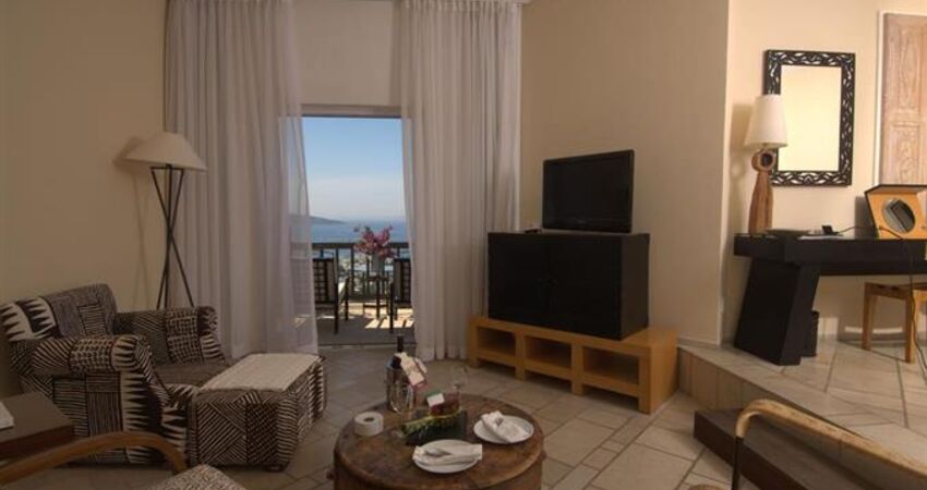 The Marmara  Otel