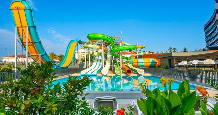 Kirman Calyptus Resort & Spa