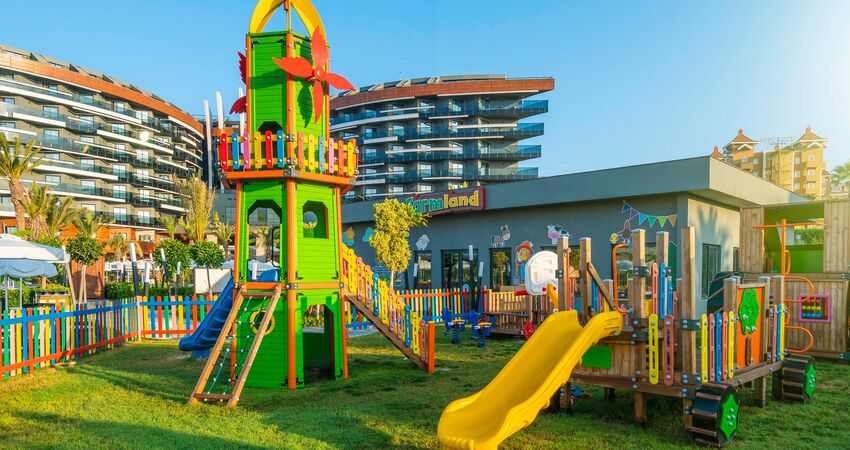 Kirman Calyptus Resort & Spa