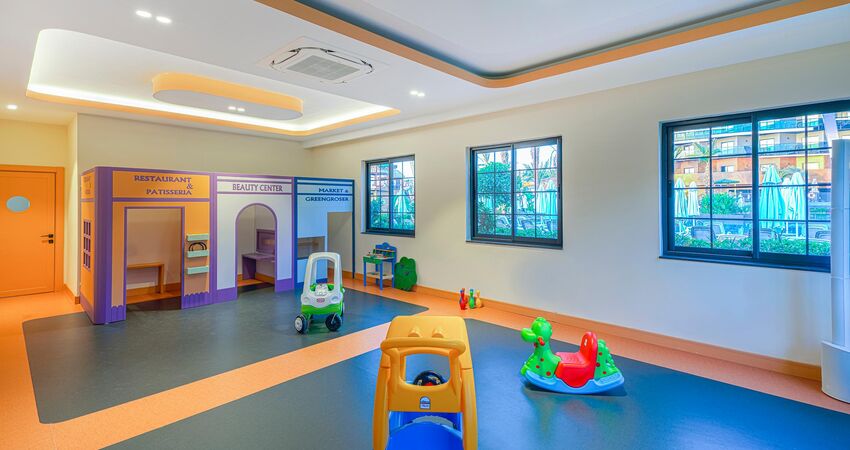 Kirman Calyptus Resort & Spa