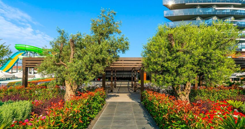 Kirman Calyptus Resort & Spa