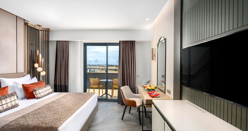 Kirman Calyptus Resort & Spa