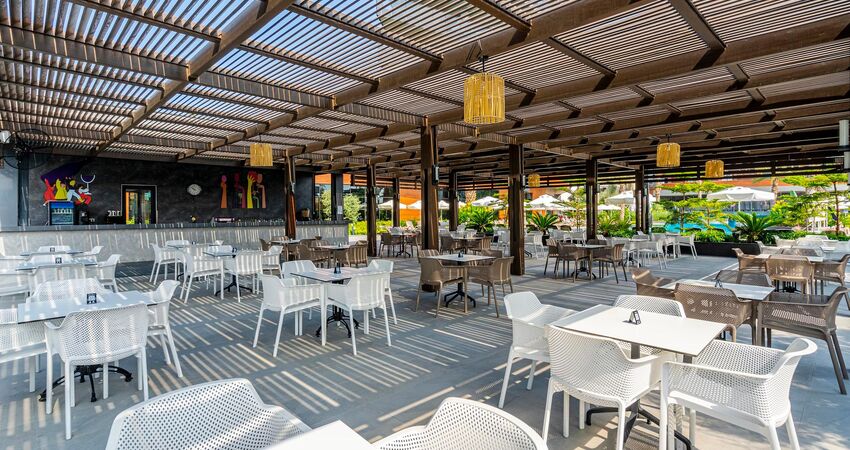 Kirman Calyptus Resort & Spa