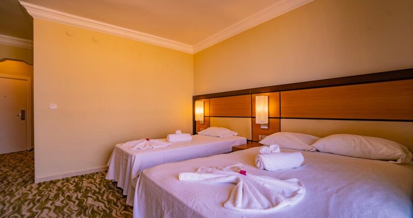 Prenses Sealine Beach Hotel