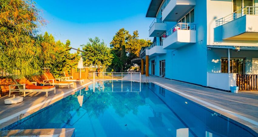Prenses Sealine Beach Hotel