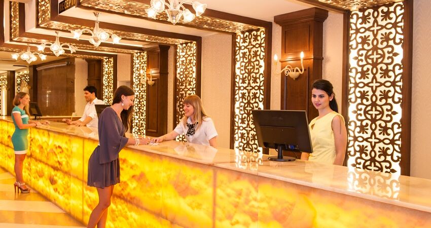Concordia Celes Hotel